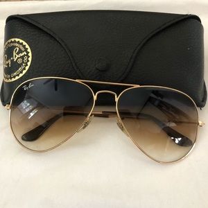 Authentic aviator ray-bans!